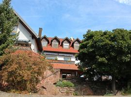 Ferienwohnung Auf Schäfers Spuren, hotel with parking in Buergstadt