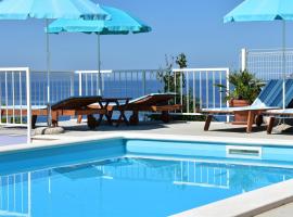 Guest House Vineyard oaza, cheap hotel in Brela