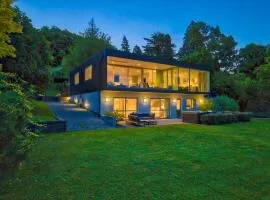 Waters Edge by Sotheby's Luxury Rental Homes