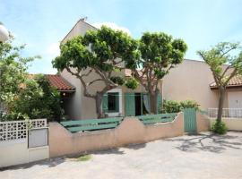300m de la plage, adorable maison sud 2 chambres 5 couchages terrasse ombragée parking LRHP14, villa em Portiragnes