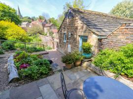 Vale Barn, holiday home in Dronfield