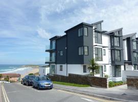 Flat 8 Seascape, Hotel in Newquay