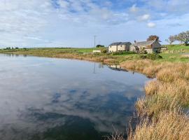 Dozmary Pool Barn, holiday home in Temple