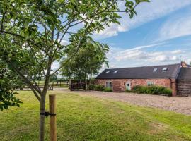 Barnfields Holiday Cottage, hotel di Kingsley