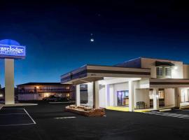 Travelodge by Wyndham Colorado Springs Airport/Peterson AFB, hotel in Colorado Springs