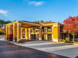 Quality Inn Stone Mountain Atlanta، موتيل في ستون ماونتن