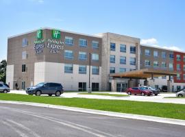 Holiday Inn Express & Suites - Bensenville - O'Hare, an IHG Hotel، فندق بالقرب من Odeum Sports and Expo Center، Bensenville