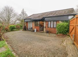Hilly Field Barn, holiday home in Yelverton