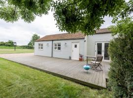 Dove Farm Cottage, feriebolig i Louth