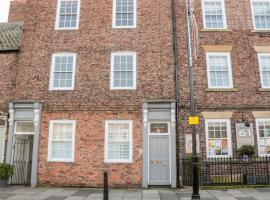 Tynemouth Village Penthouse, hotel cerca de Castillo y Priorato de Tynemouth, North Shields