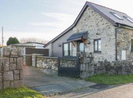 Ysgubor Ddegwm Bach, holiday home in Beaumaris