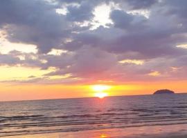 Leisure homestay@Kota Kinabalu, holiday home in Kota Kinabalu