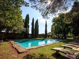 Domaine Des Escaunes, hotel v destinácii Sernhac