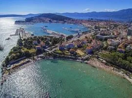 APARTMENT SUNSHINE- center of Split