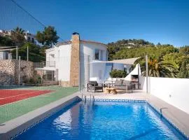 Sara 4 personas, free WIFI, chill-out, private pool, private tennis court - by Holiday Rentals Villamar