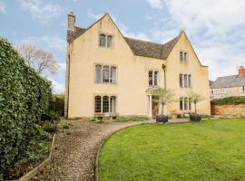 Chapel House, holiday home in Stonehouse