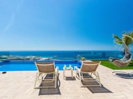 Blue Horizon Luxury Villas
