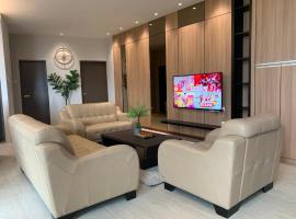 3Bedroom Rex Apartment 5min Drive to Vivacity