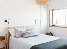 Cozy Panoramic Apartment near Metro Station