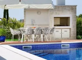 Villa Melita by HMZ Villas