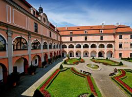 Zámecký Penzion, hotel in Valašské Meziříčí