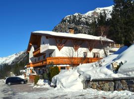 s´Waldhaus, ski resort in Sankt Leonhard im Pitztal