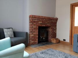 Daisy’s Cottage, pet-friendly hotel in Woodhorn