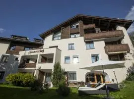 Hotel Chesa Surlej
