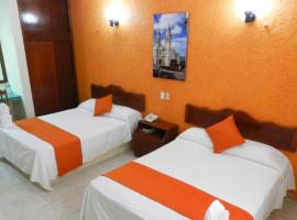 Hotel Uxulkah, hotell i Campeche