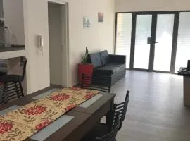 DEPARTAMENTO DE 2 DORMITORIOS C/ COCHERA