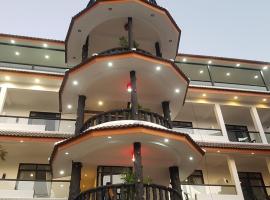 La Capannina Hotel Patong, hotelli Patong Beachillä