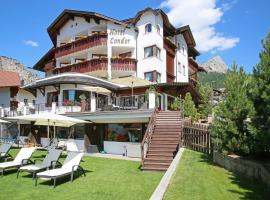 Hotel Condor: Selva di Val Gardena'da bir otel