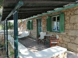 Petrino 1 - Traditional Lerian House