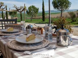 Agriturismo San Marcello – hotel w mieście Castiglione dʼOrcia