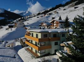 Amalia Haus, quarto em acomoda&ccedil;&atilde;o popular em Tux