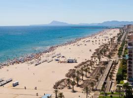 AQUARIUM playa de Gandía - ( Alquiler solo familias ), hotel en Playa de Gandía