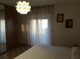 Beach House, hotel a Passoscuro