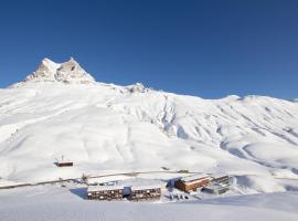 Hotel Adler, hotel near Saloberjet, Warth am Arlberg