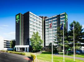 Holiday Inn - Glasgow Airport, an IHG Hotel, perhehotelli kohteessa Paisley