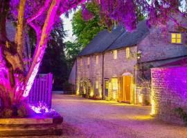 River Nene Cottages, hotel spa di Water Newton