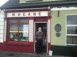 Keane's Bar & Restaurant, fjölskylduhótel í Blackweir Bridge