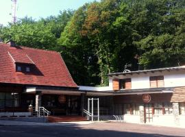 Mátraházai Üdülőház, hotel perto de Kekesteto II T-bar, Mátraháza