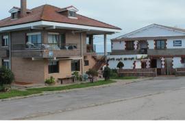 Pensión Oyambre, guest house in San Vicente de la Barquera