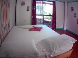 2BR Casa de Viajeros 600mbps spacious 5 minutes to the beach