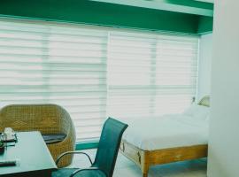 2428 Suites, Hotel in Urdaneta