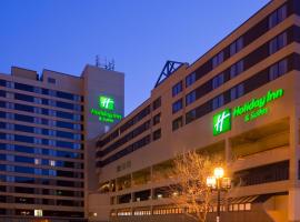 Holiday Inn & Suites Duluth-Downtown by IHG, hotel v destinaci Duluth