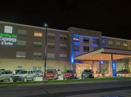 Holiday Inn Express & Suites - Orland Park Mokena, an IHG Hotel, hotel adaptado para personas con discapacidad en Mokena