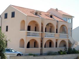 Apartments Mediterranean Sundance, hotel en Vodice