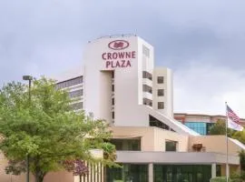 Crowne Plaza Hotel Virginia Beach-Norfolk, an IHG Hotel