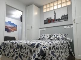 Bonito piso Metro Barrio del Pilar, Plaza Padrón, hotell sihtkohas Madrid huviväärsuse Haigla Ruber Internacional lähedal